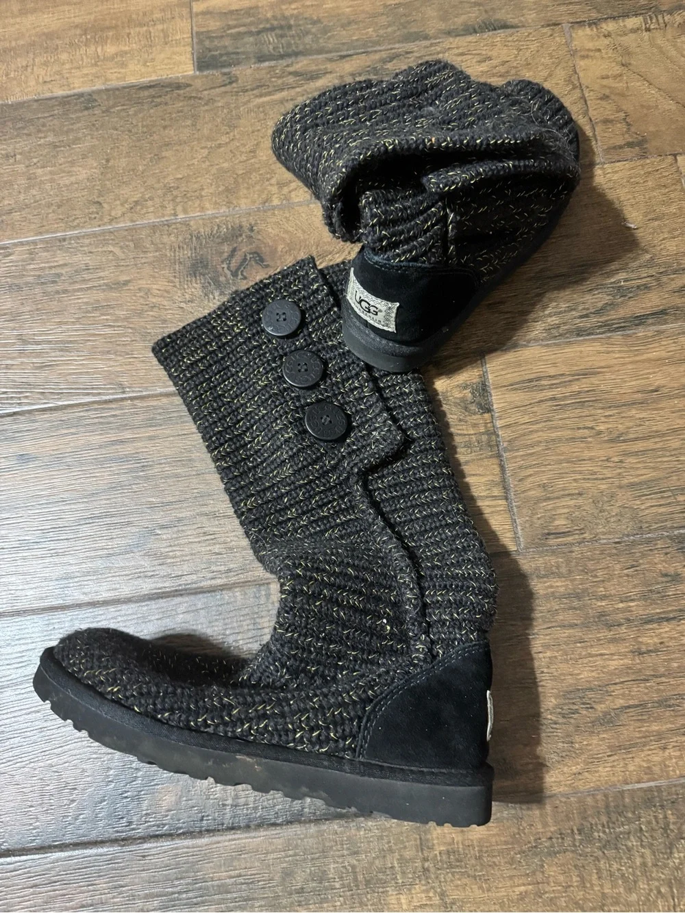 UGG label interior